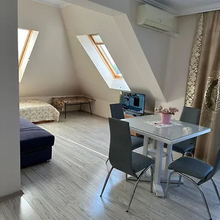 Persani 3 Sanny Slantchev Briag