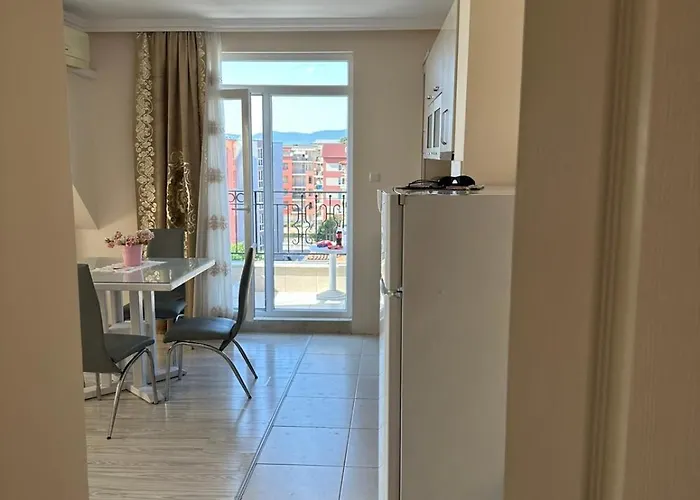 Persani 3 Sanny サニービーチ