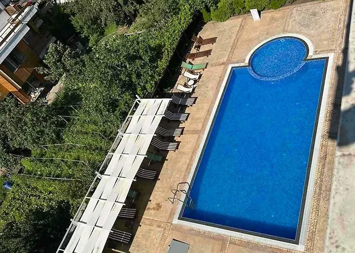 Persani 3 Sanny アパート