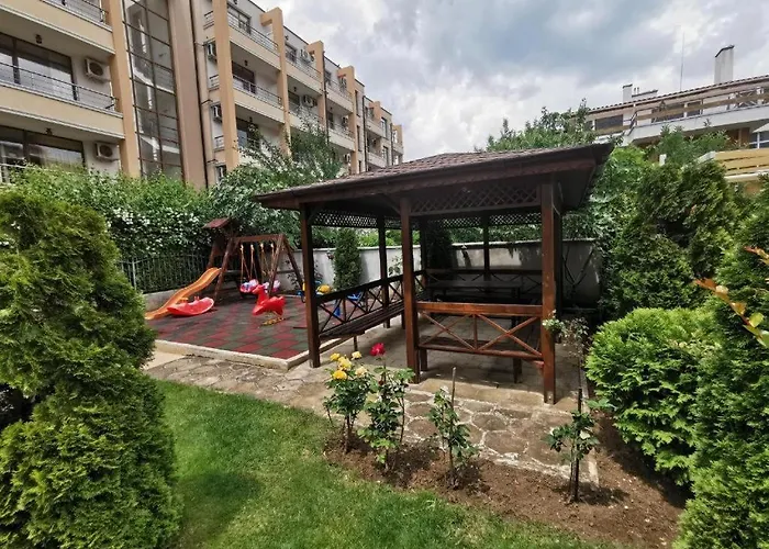 アパート Persani 3 Sanny *